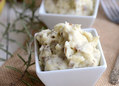 Low fat mashed potatoes with rosemary