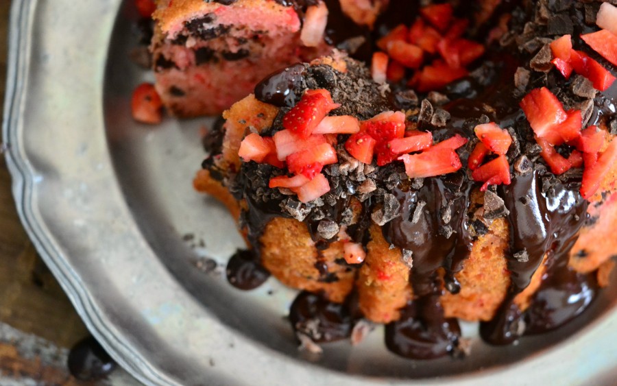 Fresh Strawberry & Chocolate Bundt Cake | The Realistic Nutritionist